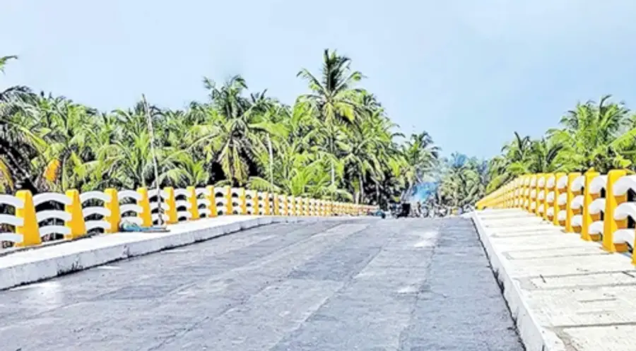 ഉദ്ഘാടനത്തിനൊരുങ്ങിയ കടിഞ്ഞിമൂല -മാട്ടുമ്മൽ -കോട്ടപ്പുറം പാലം