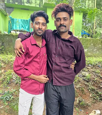 സഫ്രാരിസും അഫ്രാരിസും