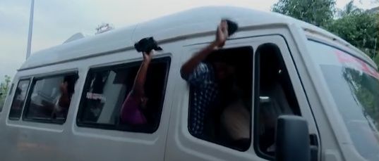 വൈസ്‌ ചാൻസലർ ബി അശോകിനെതിരെ പ്രതിഷേധിച്ച എസ്‌എഫ്‌ഐ പ്രവർത്തകരെ അറസ്റ്റ്‌ ചെയ്‌ത്‌ നീക്കുന്നു