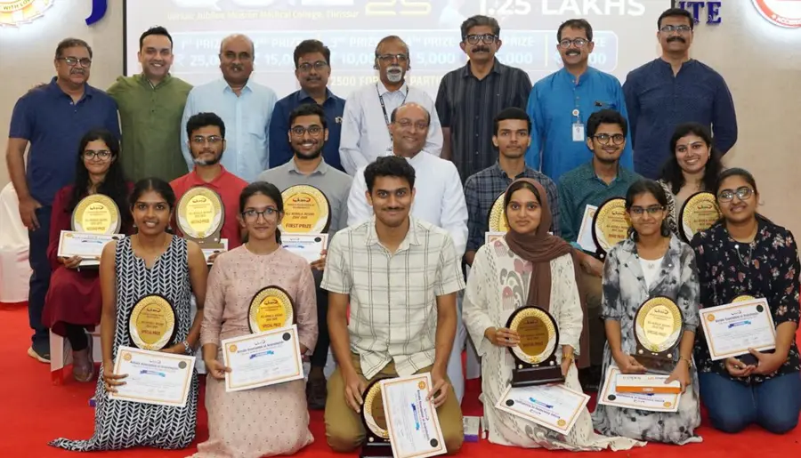 കേരള അസോസിയേഷന്‍ ഓഫ് ന്യൂറോളജിസ്റ്റിന്റെ ആഭിമുഖ്യത്തില്‍ സംഘടിപ്പിച്ച 13–-ാമത് അഖില കേരള ന്യൂറോ ക്വിസിലെ വിജയികള്‍