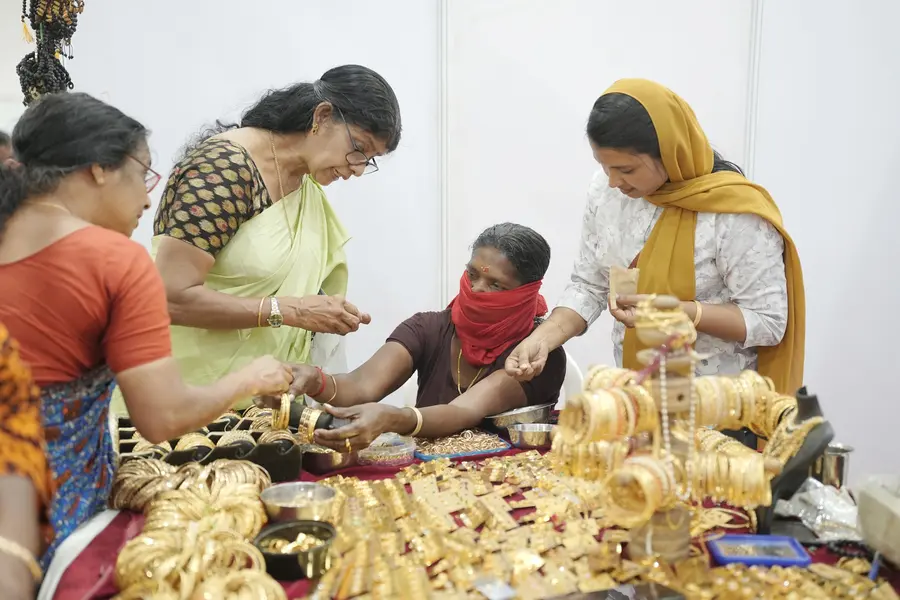 Saras Mela