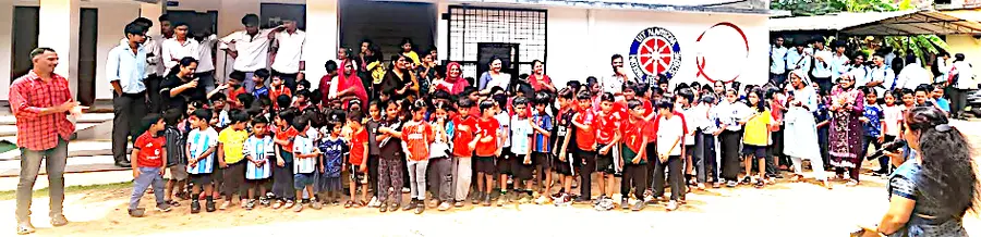  ഗവ. മുഹമ്മദൻസ് എൽപി സ്‌കൂളിലെ സ്‌കൂൾ സുരക്ഷ ക്ലബ് സംഘടിപ്പിച്ച ഫ്ലാഷ്‌മോബ്