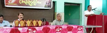 ഡിഎഡബ്ല്യുഎഫ് ഇരിങ്ങാലക്കുട ഏരിയ സമ്മേളനം ബ്ലോക്ക് പഞ്ചായത്ത് പ്രസിഡന്റ് ടി ജി ശങ്കരനാരായണൻ  ഉദ്ഘാടനം ചെയ്യുന്നു