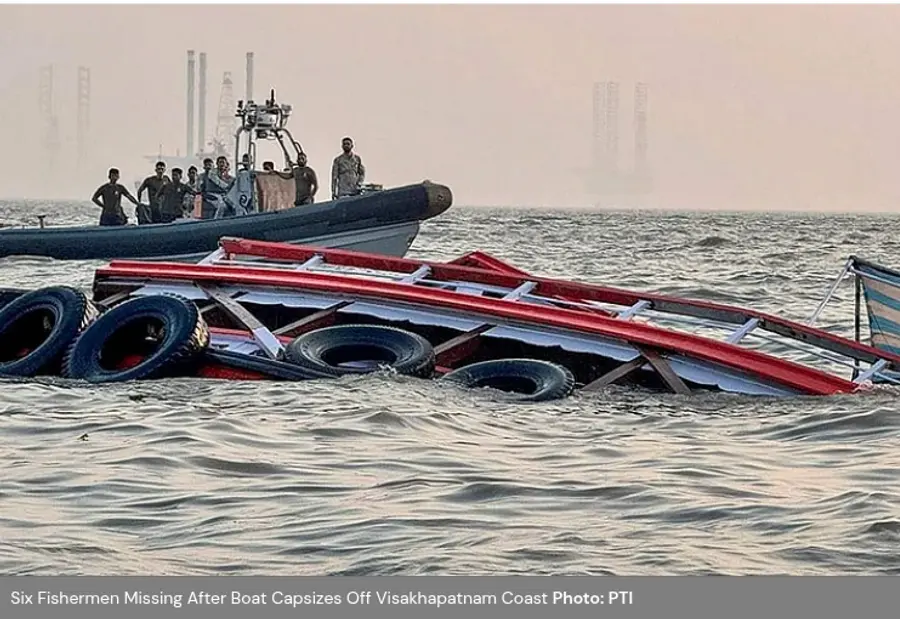 boat capsizes off Visakhapatnam coast