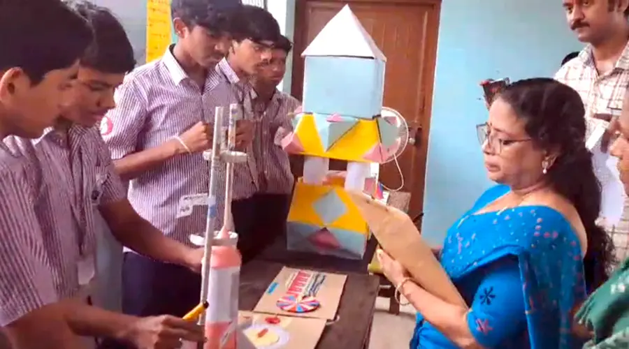 തൃശൂര്‍ ടെക്നിക്കല്‍ ഹൈസ്കൂളില്‍ സംഘടിപ്പിച്ച "ടെക്സ്പ്ലോര്‍ 26' സംസ്ഥാന ടെക്നിക്കല്‍ ശാസ്ത്ര സാങ്കേതികമേളയില്‍ നിന്ന്