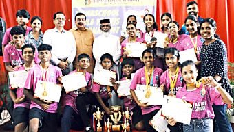 തൃശൂര്‍ സെന്‍ട്രല്‍ സഹോദയ ടേബിള്‍ ടെന്നീസ് ടൂര്‍ണമെന്റില്‍ ഓവറോള്‍ ജേതാക്കളായ വിജയഗിരി പബ്ലിക് സ്‌കൂൾ ടീം 