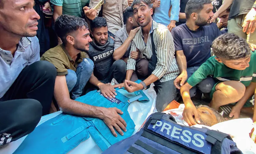 south gaza hospital attacked