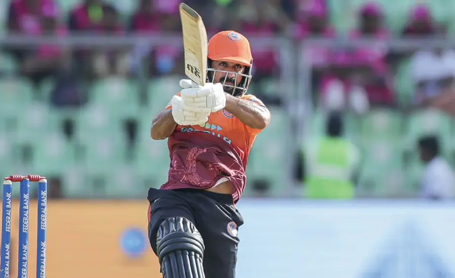 salman nisar Calicut Globe Stars