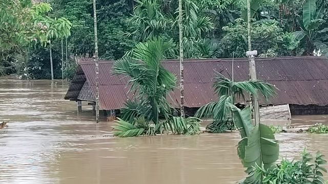 heavy rain in north east india