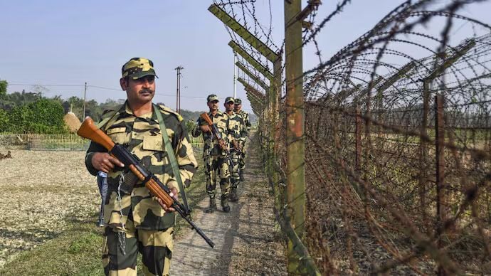 high alert in india pak border