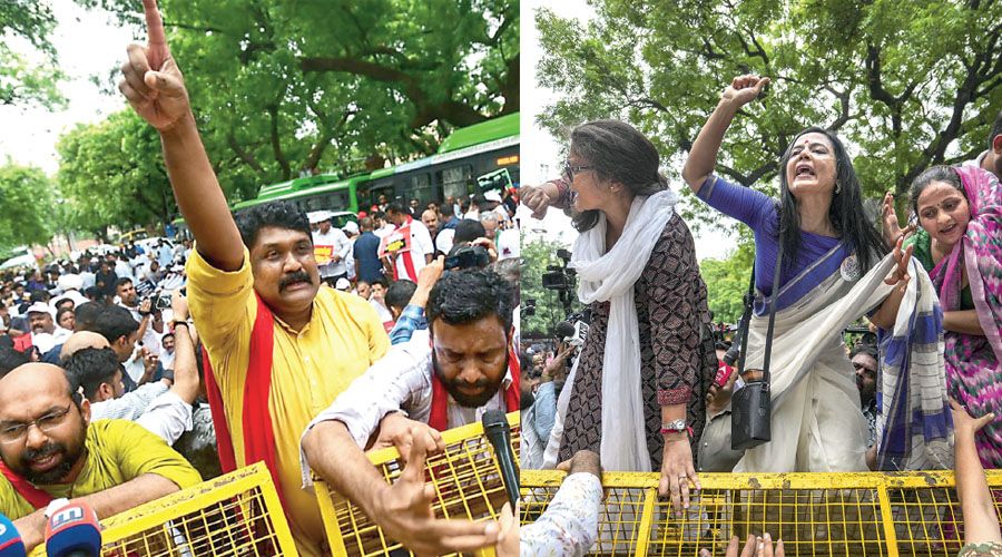 Opposition Mps Protest