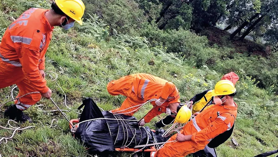 helicopter crash utharakhand
