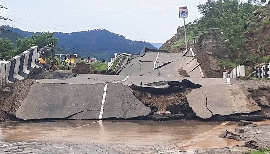 jammu kashmir cloud burst