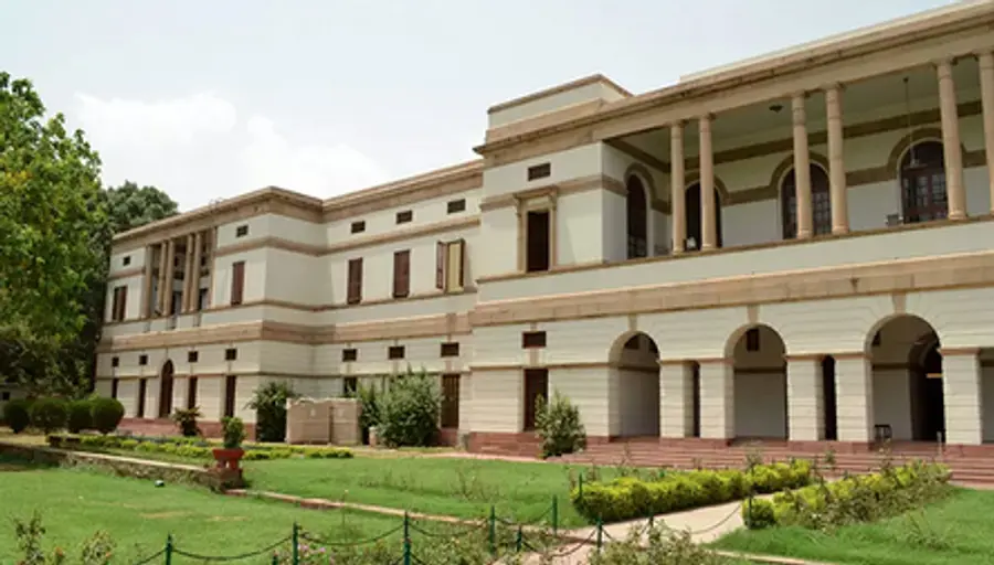 lutyens bungalow