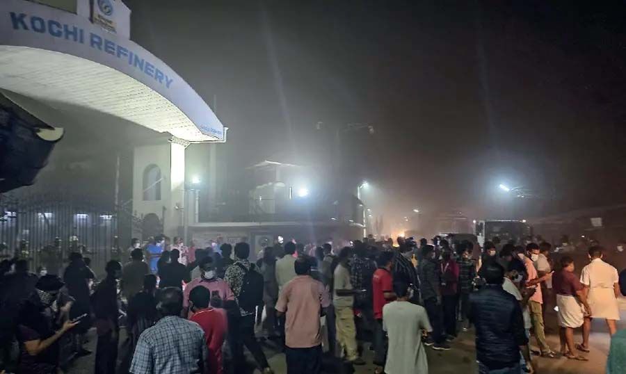 Kochi Bpcl Refinery fire