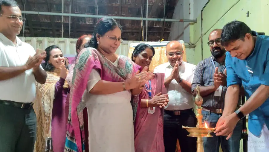Varnakkoodaram