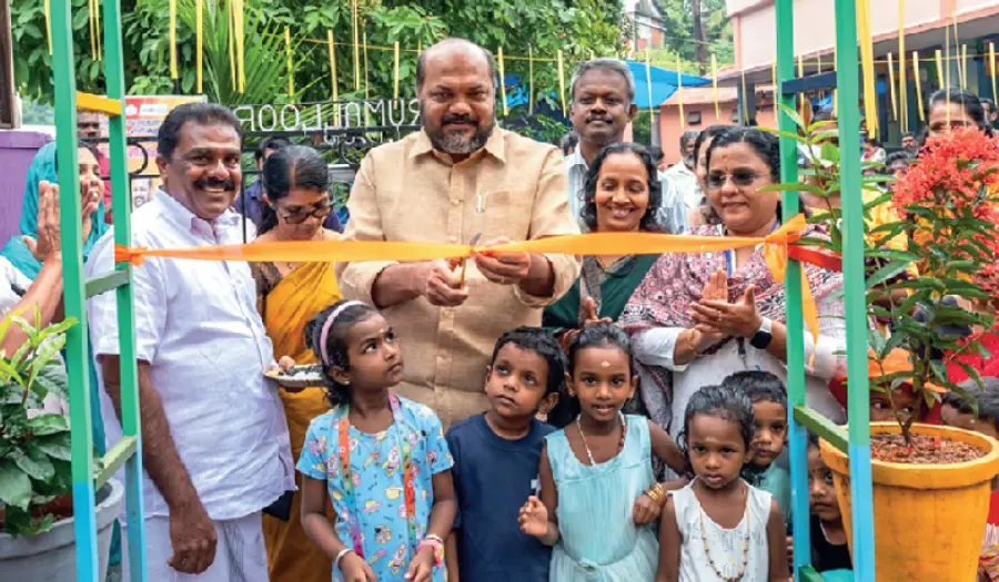 varnakkoodaram