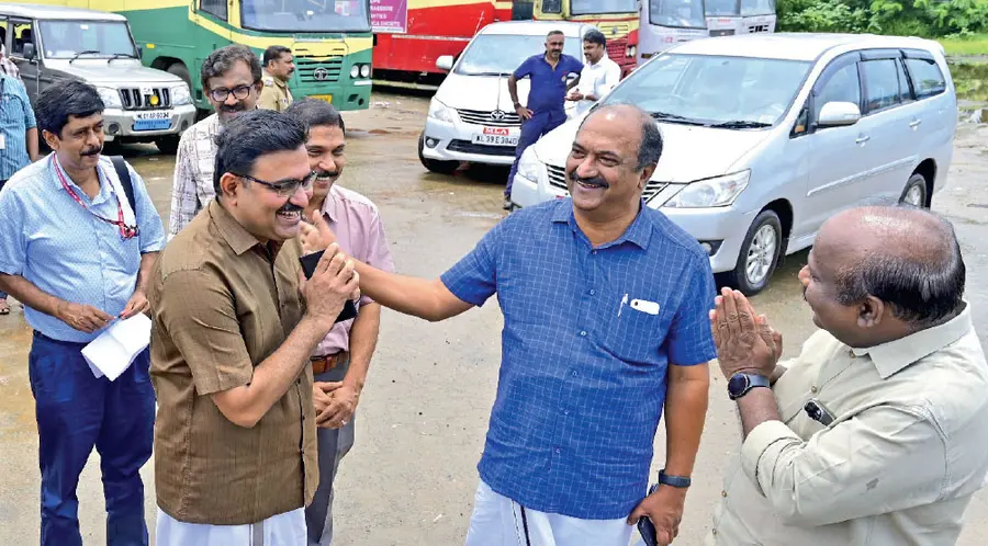 ernakulam ksrtc bus stand