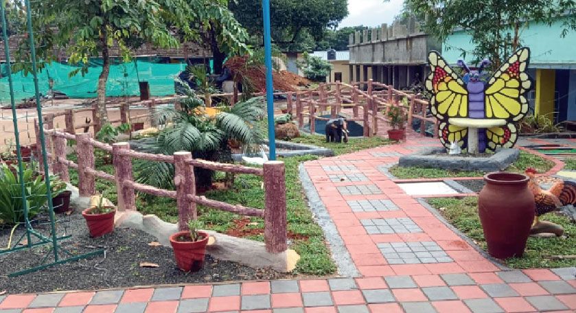 Varnakkoodaram