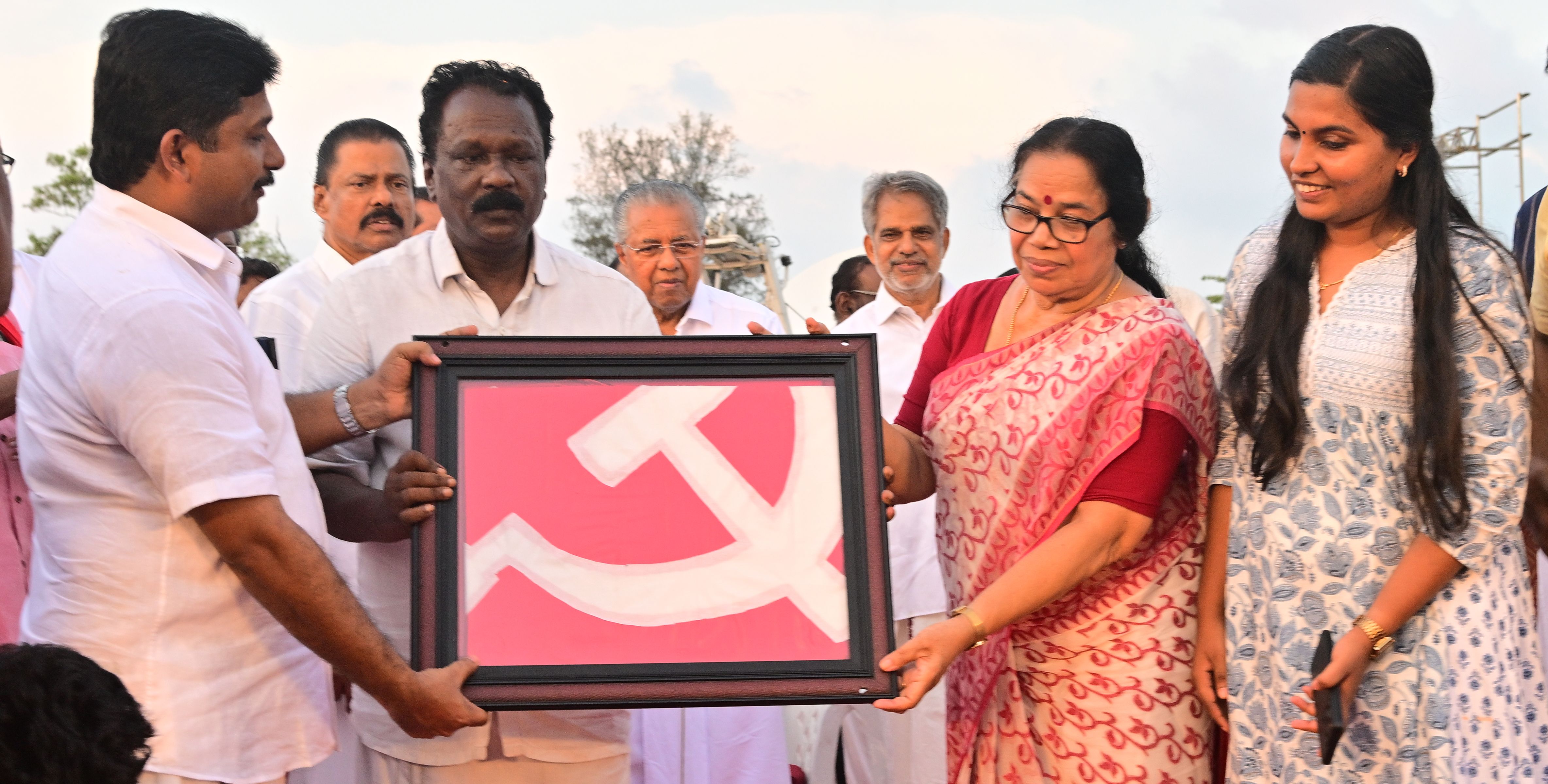 Flag Receiving 