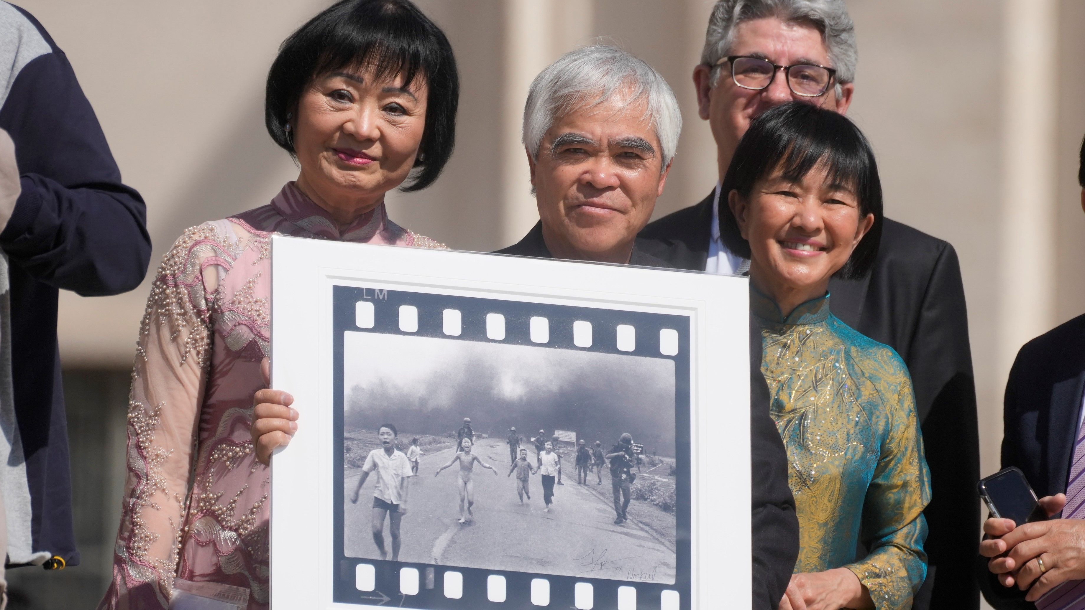 napalm girl photo