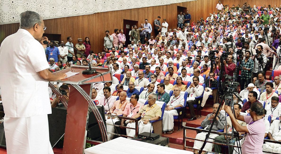 mukhamukham pinarayi vijayan