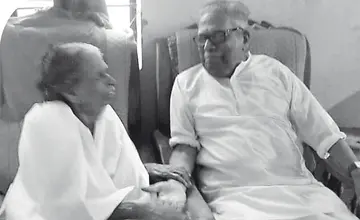 V S Achuthanandan sister azhikkutty