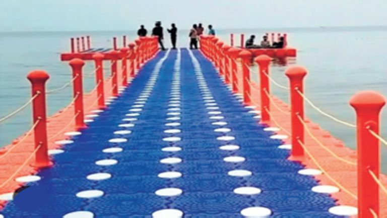 0floating bridge