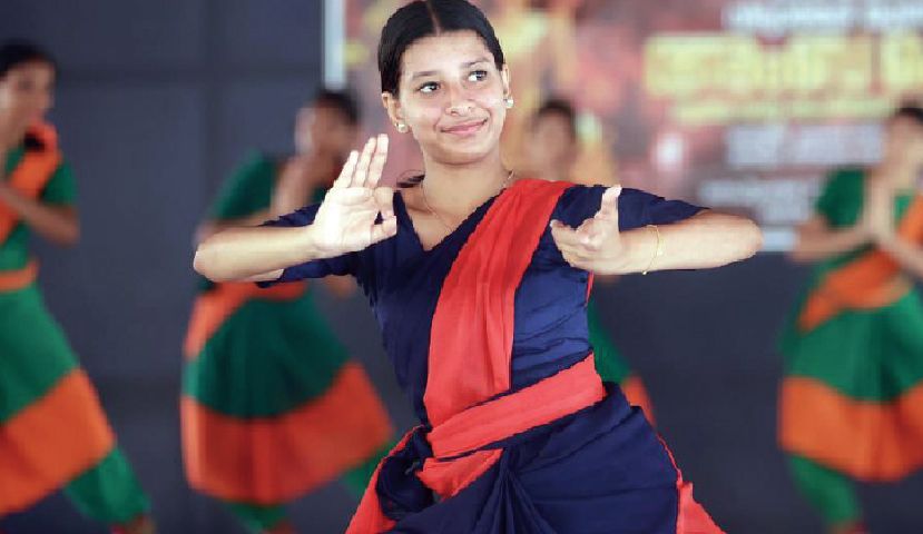 first muslim kadhakali student in kerala kalamandalam
