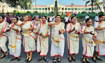 school kalolsavam