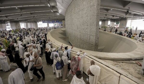 mecca stone throwing