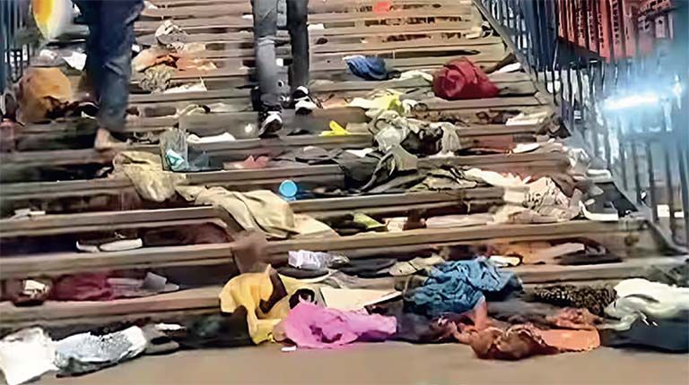 delhi railway station tragedy