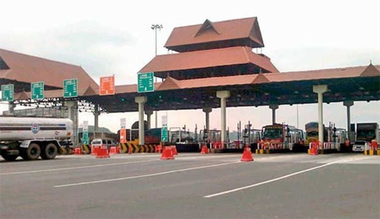 high court on Edappally Mannuthy Highway toll
