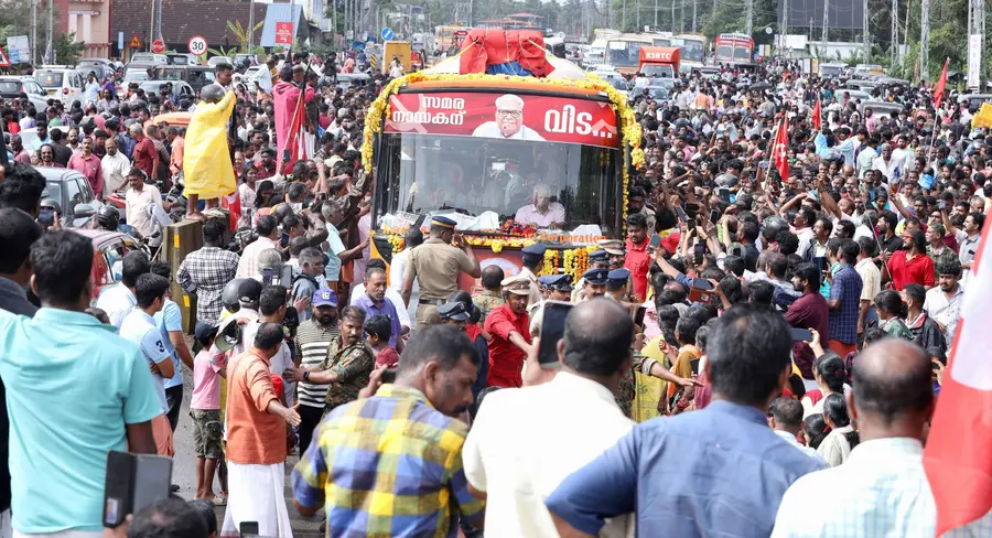 v s achuthanandal funeral