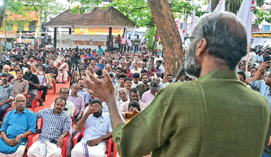sunil p ilayidom