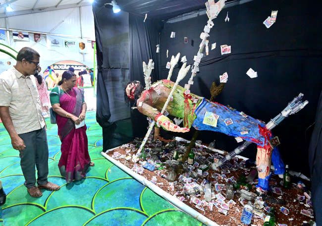 ലഹരിക്കെതിരെ കണ്ണൂർ സെൻട്രൽ ജയിലിന്റെ ഇൻസ്‌റ്റലേഷൻ