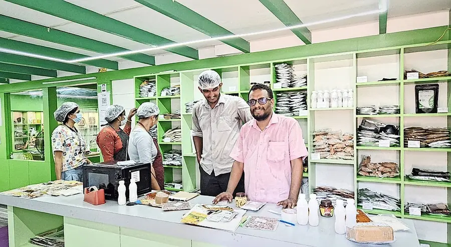 ബ്രിജിത്ത് കൃഷ്ണ ഉളിക്കൽ കോക്കാട്ടെ ഫാക്ടറിയിൽ