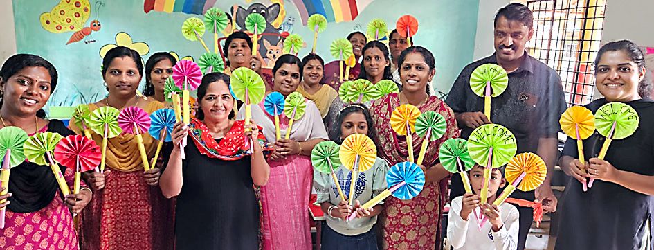 ചെറുവത്തൂർ കൊവ്വൽ എയുപി സ്‌കൂളിലെ കളിപ്പാട്ട  നിർമാണശിൽപ്പ ശാലയിൽനിന്ന്‌