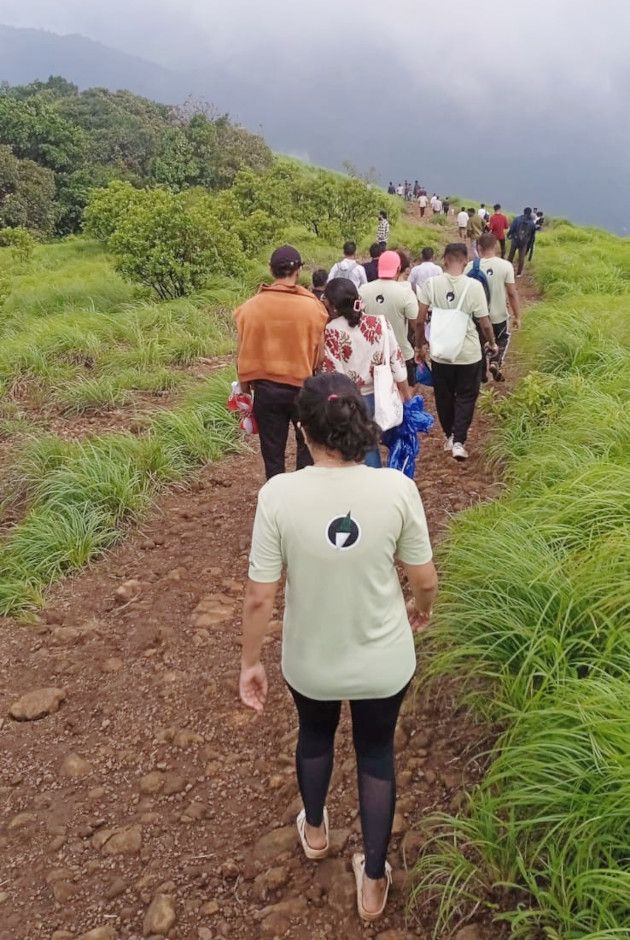 റാണിപുരം വിനോദ  സഞ്ചാര കേന്ദ്രത്തിൽ  ഞായറാഴ്ച അനുഭവപ്പെട്ട തിരക്ക്‌