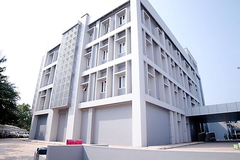 മലബാർ കാൻസർ സെന്റർ ട്രീറ്റ്മെന്റ് ആൻഡ് അക്കാദമി ബ്ലോക്ക് കെട്ടിടം