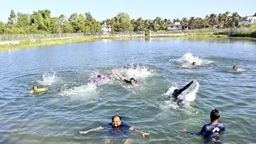 ജില്ലാ പഞ്ചായത്ത്‌ പദ്ധതിയിൽ നവീകരിച്ച നടക്കാവ്‌ കാപ്പുകുളം 