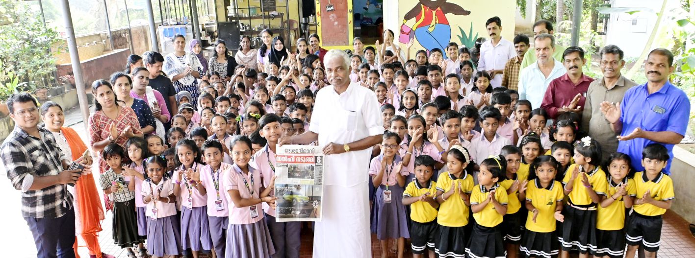 ഉദുമ ജിഎൽപി സ്കൂളിലെ ദേശാഭിമാനി അക്ഷരമുറ്റം പദ്ധതി ഉദുമ കർഷകക്ഷേമ സഹകരണ സംഘം പ്രസിഡന്റ്‌  പി വി ഭാസ്കരൻ ഉദ്ഘാടനം ചെയ്യുന്നു
