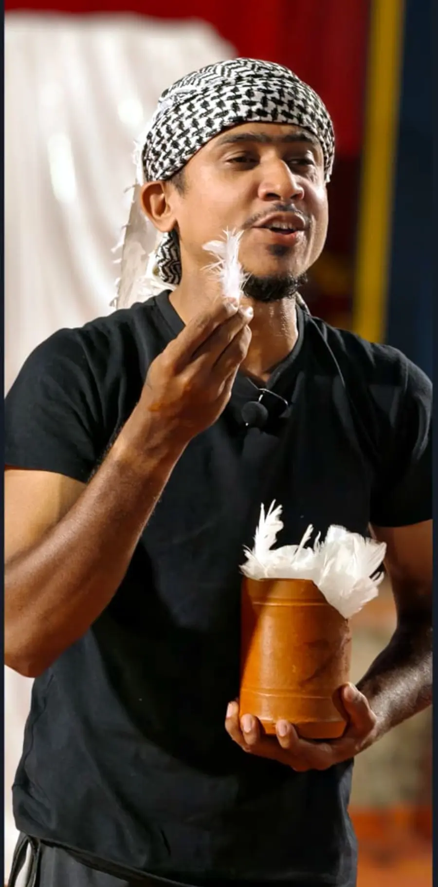 സതീഷ് ചെറക്കാപ്പാറ ഗാസ റിപ്പോർട്ട്‌ ഏകപാത്ര നാടകത്തിൽ