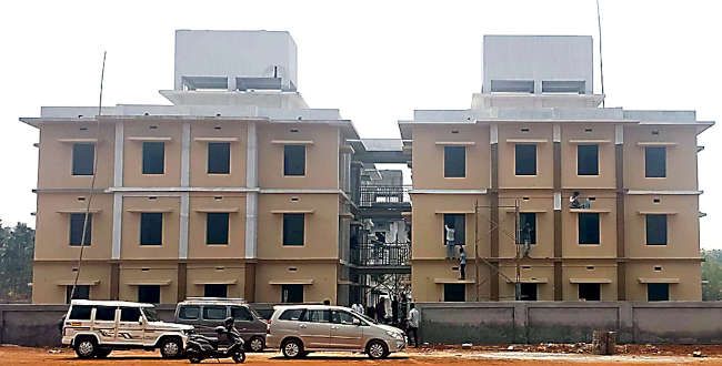  കോയിപ്പടി പുനര്‍ഗേഹം ഭവന സമുച്ചയത്തിലെ ആദ്യ ബ്ലോക്ക് 