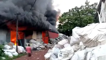 ചട്ടഞ്ചാൽ വ്യവസായ കേന്ദ്രത്തിലെ തീപിടിത്തം