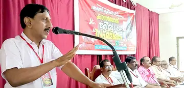 കാർപന്ററി വർക്കേഴ്സ് യൂണിയൻ സിഐടിയു ജില്ലാ സമ്മേളനം സിഐടിയു ജില്ലാ പ്രസിഡന്റ്‌ വി പി പി മുസ്തഫ ഉദ്ഘാടനംചെയ്യുന്നു