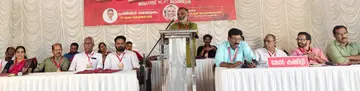 കെഎസ്‌കെടിയു കൊടകര ഏരിയ സമ്മേളനം സംസ്ഥാന ട്രഷറർ സി ബി ദേവദർശനൻ ഉദ്ഘാടനം ചെയ്യുന്നു
