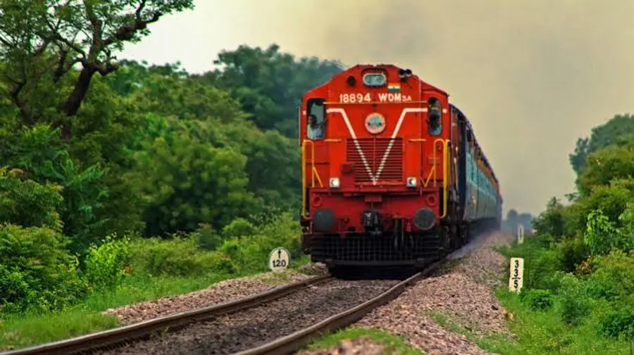 കപൂർത്തല ഫാക്ടറിയിൽ 734 പഞ്ചാബിലെ കപൂർത്തലയിലുള്ള ഇന്ത്യൻ റെയിൽവേയുടെ റെയിൽ കോച്ച് ഫാക്ടറിയിൽ (RCF) വിവിധ ട്രേഡുകളിലായി 734 അപ്രന്റീസ് ഒഴിവുകളിലേക്ക് അപേക്ഷ ക്ഷണിച്ചു.