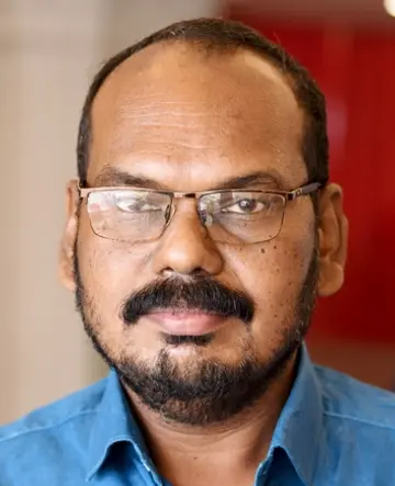 വി പൊന്നുക്കുട്ടൻ