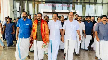 ഡൽഹി സമരത്തിന് നേതൃത്വം കൊടുത്ത ജോൺ ബ്രിട്ടാസ് എംപിക്ക് കണ്ണൂർ അന്താരാഷ്ട്ര വിമാനത്താവളത്തിൽ നൽകിയ സ്വീകരണം